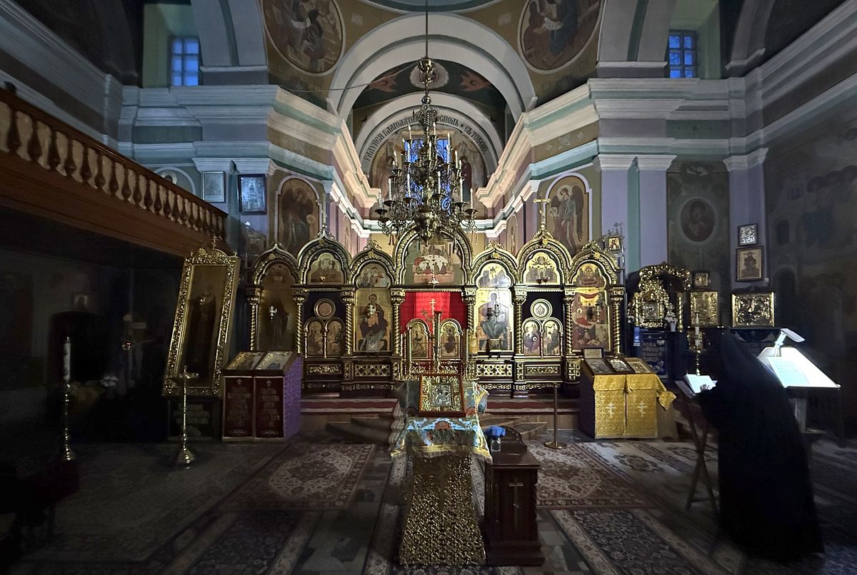 Вид с запада, интерьер и убранство. Рождество-Богородичный женский монастырь. Церковь Рождества Пресвятой Богородицы, Гродно (Гродненский район, Беларусь, Гродненская область)