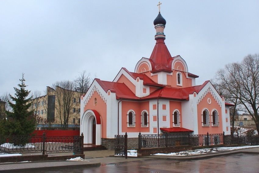 Гродно. Церковь Ольги равноапостольной. общий вид в ландшафте