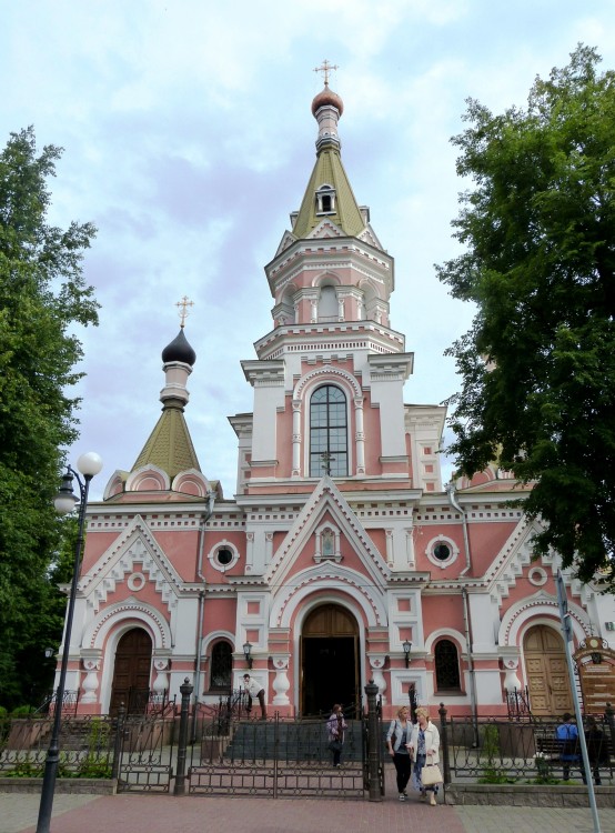 Кафедральный собор Покрова Пресвятой Богородицы, Гродно (Гродненский район, Беларусь, Гродненская область). фасады