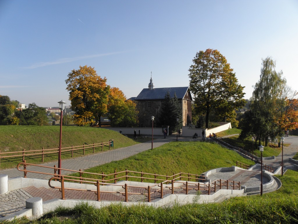 Гродно. Церковь Бориса и Глеба (Коложская). общий вид в ландшафте