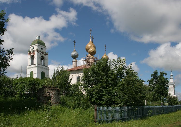 Павлово. Церковь Тихвинской иконы Божией Матери. фасады