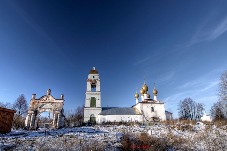 Павлово. Церковь Тихвинской иконы Божией Матери. фасады