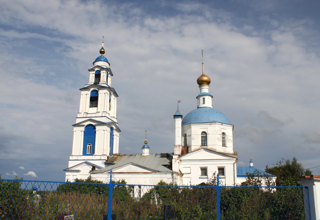Ильинское. Церковь Георгия Победоносца. фасады