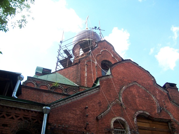 Церковь Рождества Иоанна Предтечи в Сокольниках, Сокольники (Восточный административный округ (ВАО), г. Москва). архитектурные детали, фрагмент южного фасада