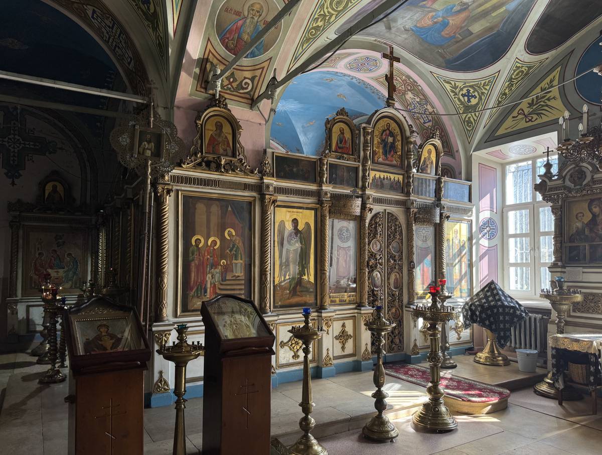 Южный придел в трапезной, интерьер и убранство. Церковь Илии Пророка, Мамонтово (Богородский городской округ, Московская область)