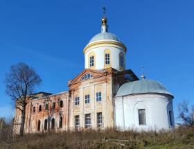 Суроватиха. Церковь Спаса Преображения