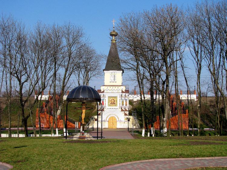 Часовня Спаса Нерукотворного Образа, Велетень (Спасов Скит) (Чугуевский район, Украина, Харьковская область). общий вид в ландшафте