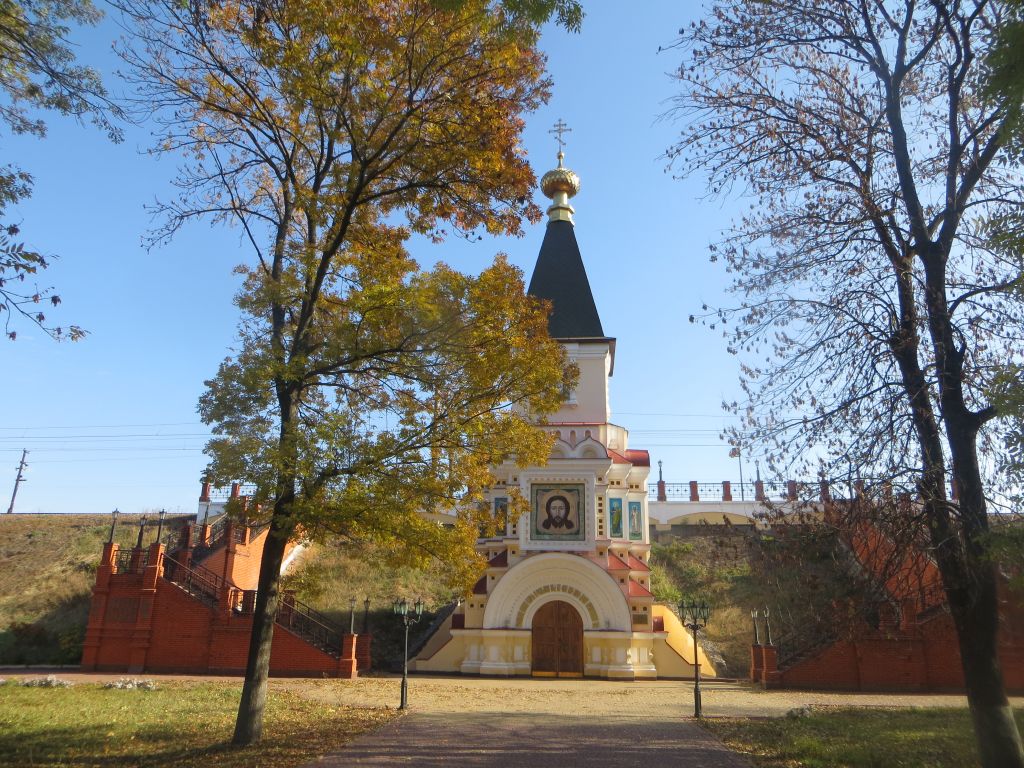 Часовня Спаса Нерукотворного Образа, Велетень (Спасов Скит) (Чугуевский район, Украина, Харьковская область). фасады