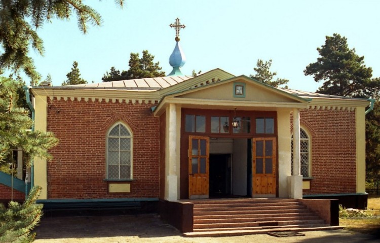 Церковь Иоанна Богослова, Безруки (Харьковский район, Украина, Харьковская область). фасады