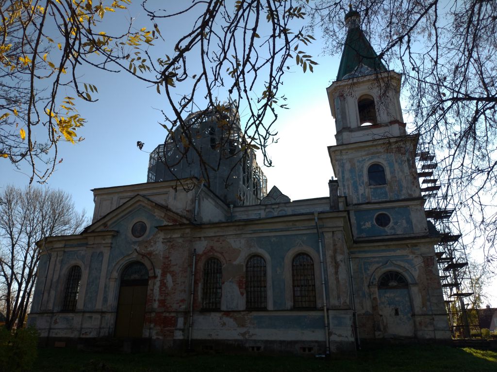 Церковь Николая Чудотворца, Ильеши (Волосовский район, Ленинградская область). фасады