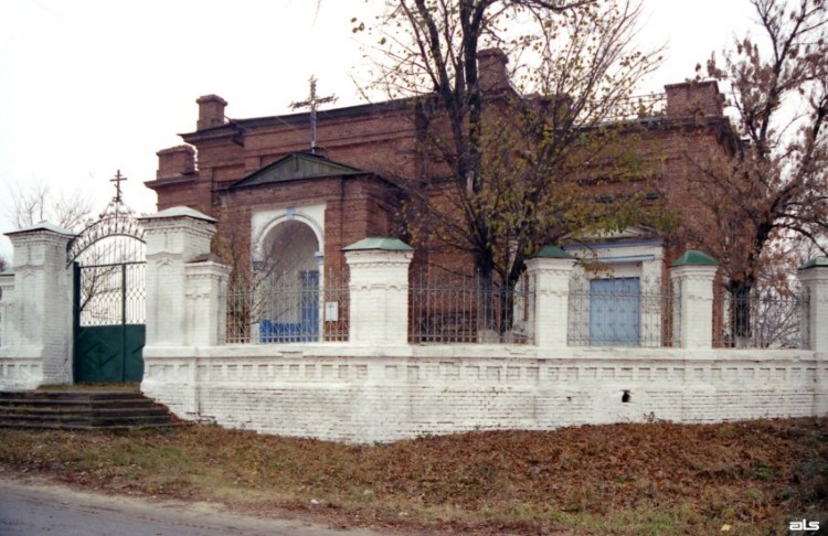 Церковь Рождества  Пресвятой Богородицы, Черкасские Тишки (Харьковский район, Украина, Харьковская область). фасады