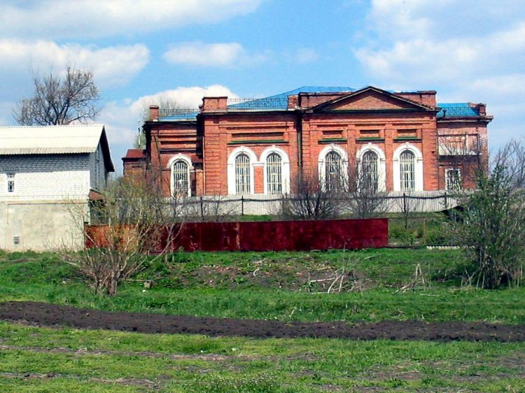 Церковь Рождества  Пресвятой Богородицы, Черкасские Тишки (Харьковский район, Украина, Харьковская область). общий вид в ландшафте
