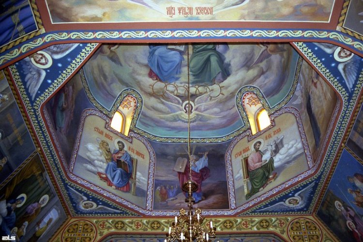 Церковь Николая Чудотворца, Циркуны (Харьковский район, Украина, Харьковская область). интерьер и убранство