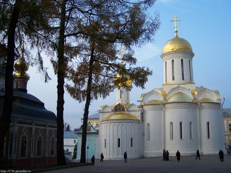 Троице-Сергиева Лавра. Собор Троицы Живоначальной, Сергиев Посад (Сергиево-Посадский городской округ, Московская область). фасады