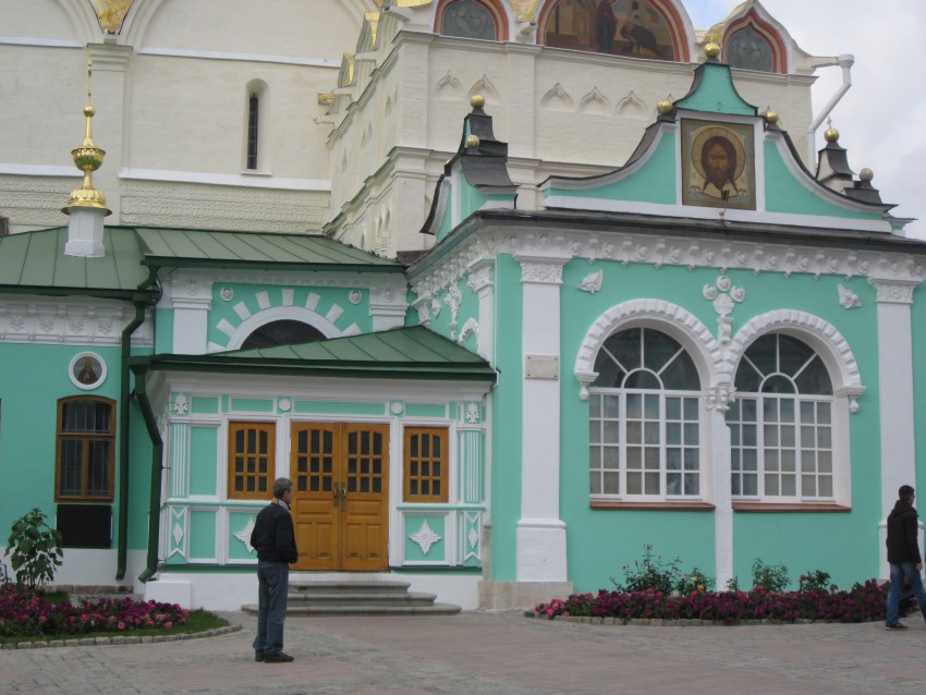 Троице-Сергиева Лавра. Собор Троицы Живоначальной, Сергиев Посад (Сергиево-Посадский городской округ, Московская область). архитектурные детали