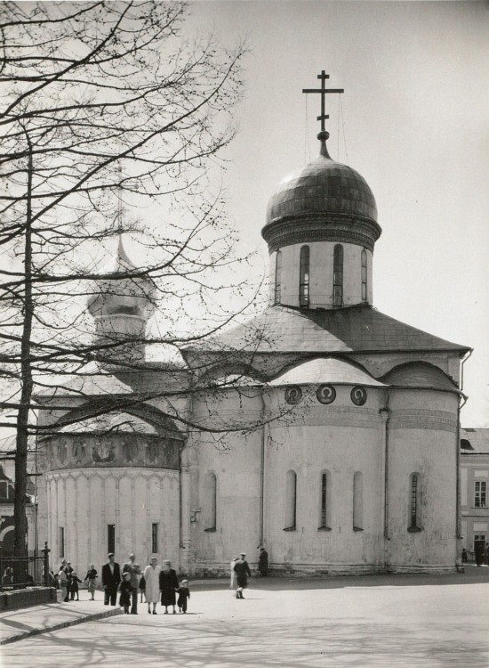 Сергиев Посад. Троице-Сергиева Лавра. Собор Троицы Живоначальной. архивная фотография, Фото Германа Гроссмана. 1958 год