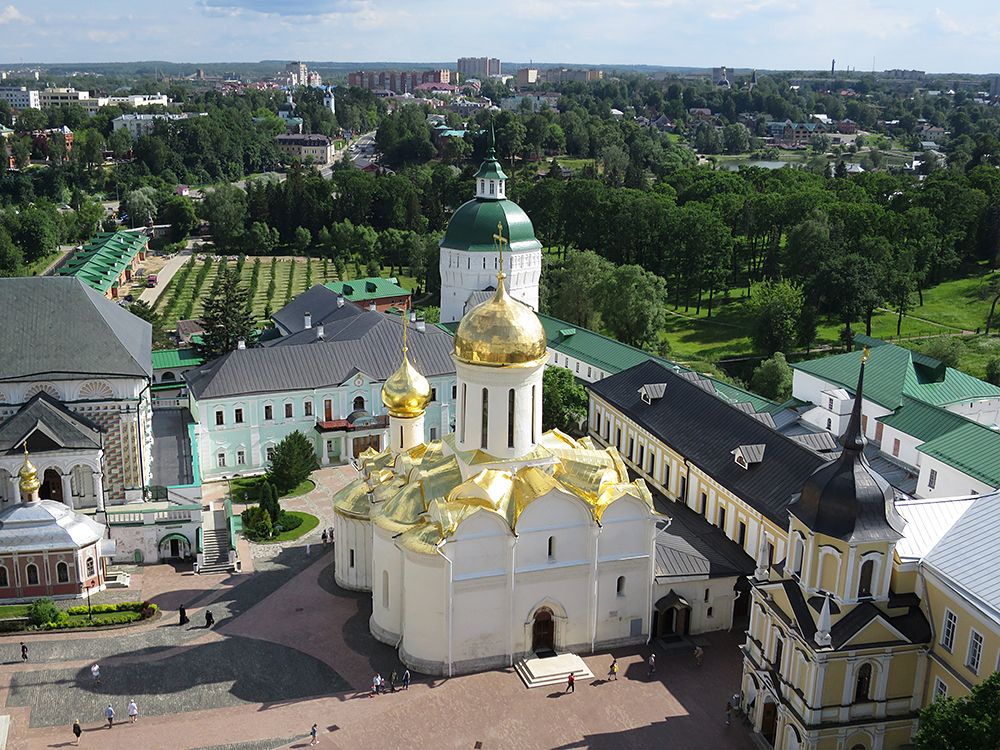 Сергиев Посад. Троице-Сергиева Лавра. Собор Троицы Живоначальной. фасады