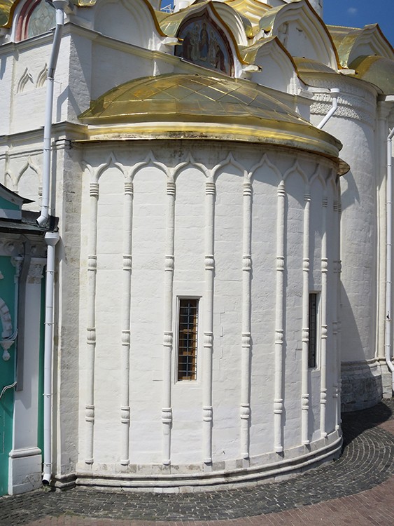 Троице-Сергиева Лавра. Собор Троицы Живоначальной, Сергиев Посад (Сергиево-Посадский городской округ, Московская область). архитектурные детали