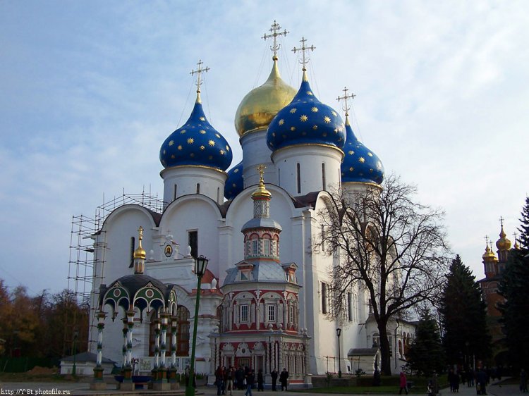 Троице-Сергиева Лавра. Собор Успения Пресвятой Богородицы, Сергиев Посад (Сергиево-Посадский городской округ, Московская область). документальные фотографии, Успенский собор (16 в)