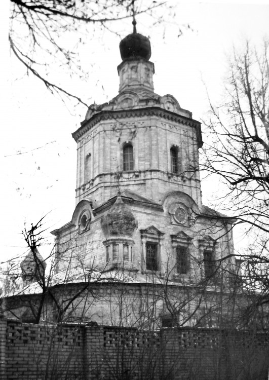 Церковь Успения Пресвятой Богородицы в Таболове, Видное (Ленинский городской округ, Московская область). документальные фотографии