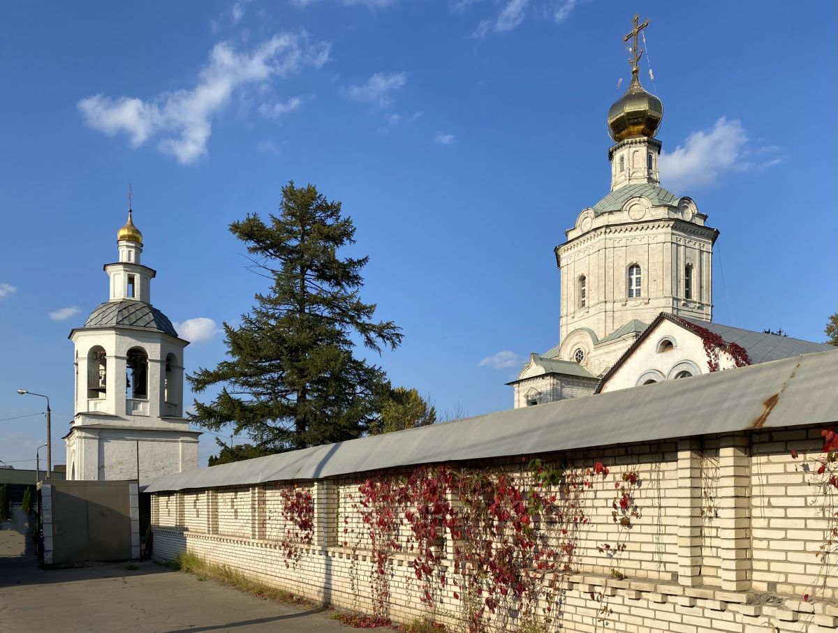 Видное. Церковь Успения Пресвятой Богородицы в Таболове. архитектурные детали, Общий вид с юга