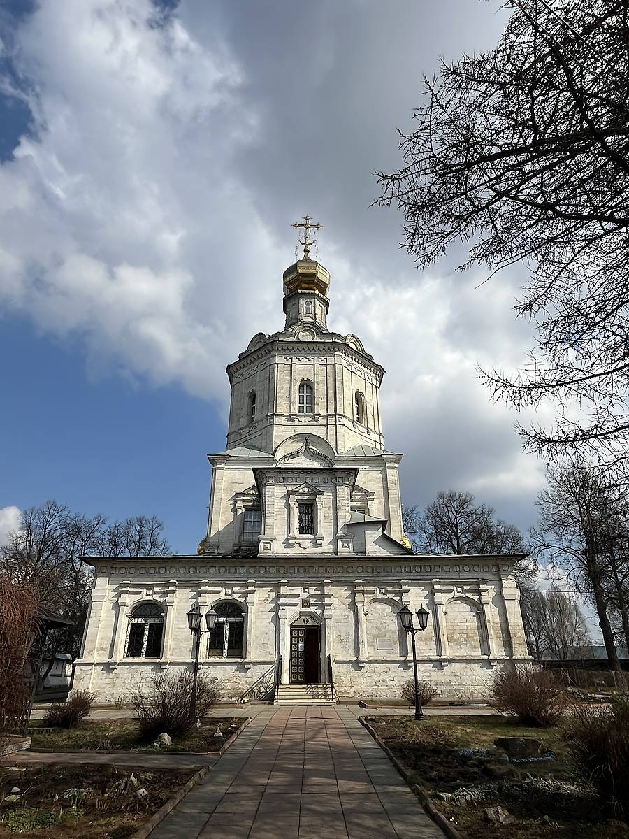 фасады. Церковь Успения Пресвятой Богородицы в Таболове, Видное (Ленинский городской округ, Московская область)