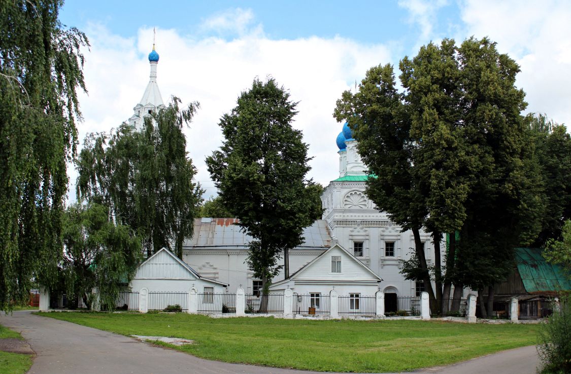 Зелёная Слобода. Церковь Покрова Пресвятой Богородицы. фасады