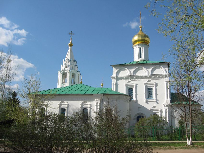 Церковь Троицы Живоначальной, Заворово (Раменский район и гг. Бронницы, Жуковский, Московская область). фасады