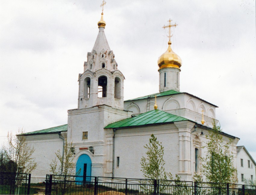 Заворово. Церковь Троицы Живоначальной. фасады