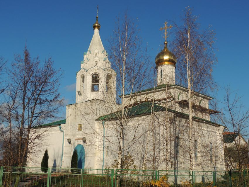 Заворово. Церковь Троицы Живоначальной. фасады