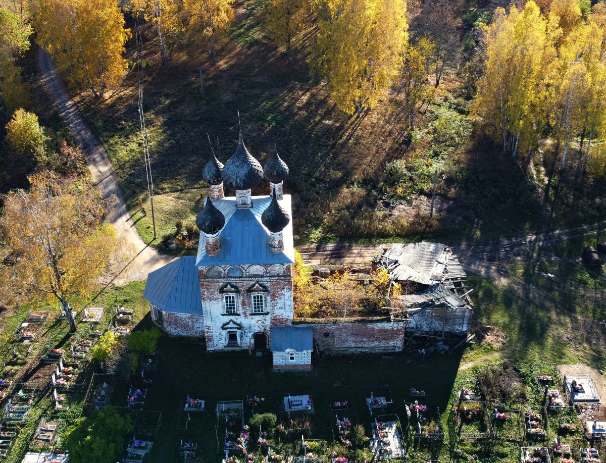 Церковь Воскресения Христова, Григорцево (Нерехтский район, Костромская область). общий вид в ландшафте