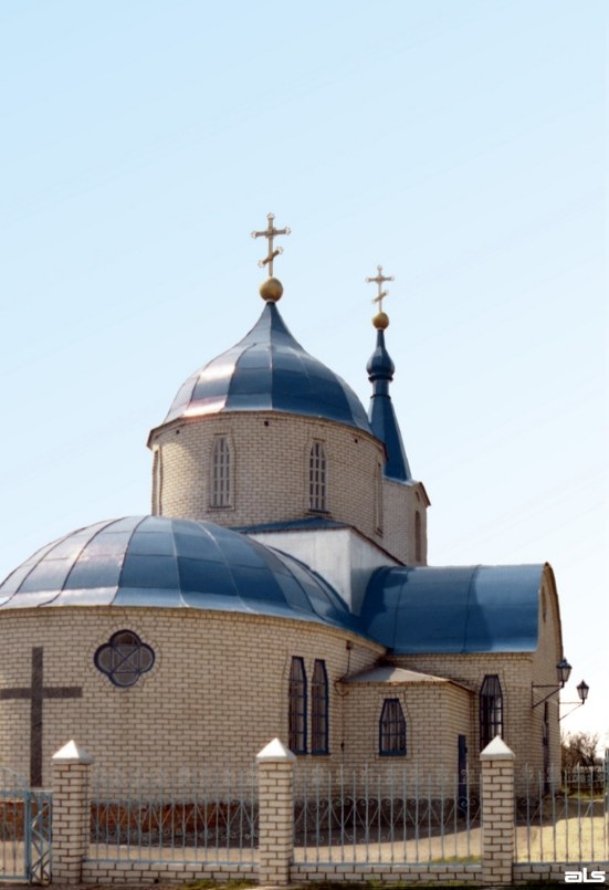 Церковь Покрова Пресвятой Богородицы, Новопокровка (Чугуевский район, Украина, Харьковская область). фасады