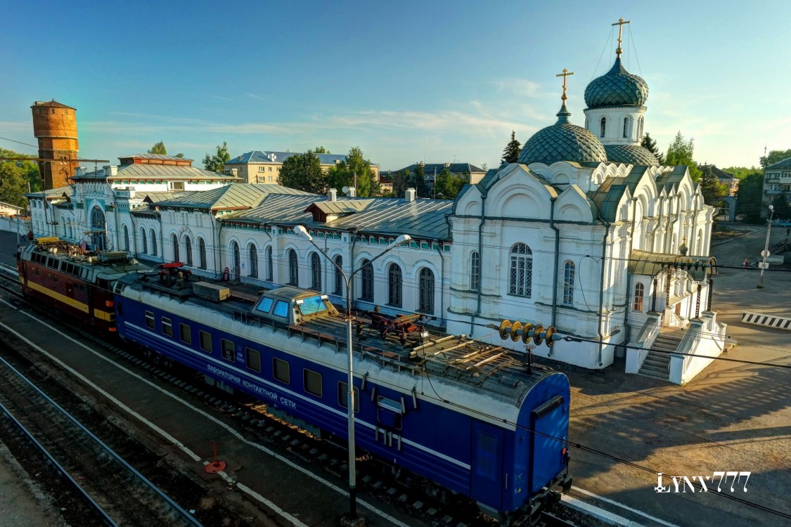 Буй. Церковь Николая Чудотворца при железнодорожном вокзале. общий вид в ландшафте