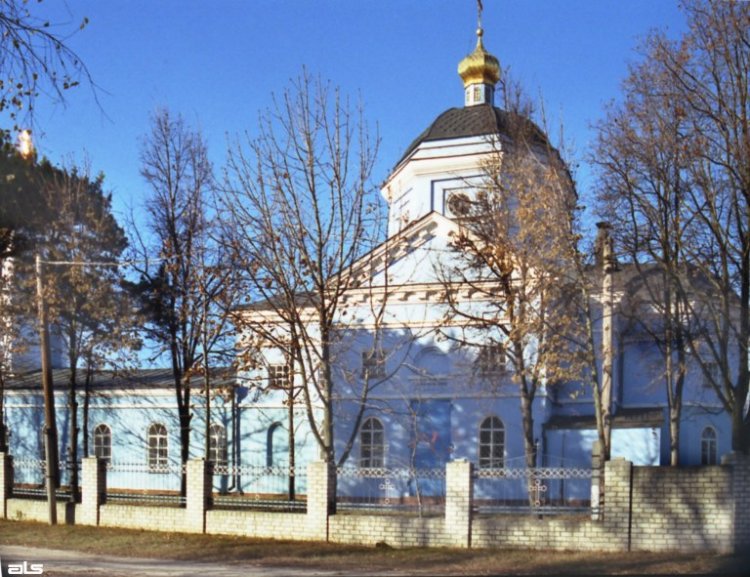 Пересечное. Церковь Михаила Архангела. фасады