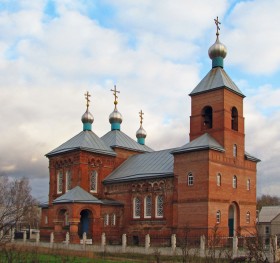 Лизогубовка. Церковь Михаила Архангела