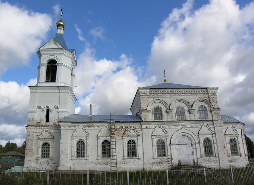 Церковь Воздвижения Креста Господня, Григорьево (Гусь-Хрустальный район и г. Гусь-Хрустальный, Владимирская область). фасады, южный фасад.после восстановления колокольни