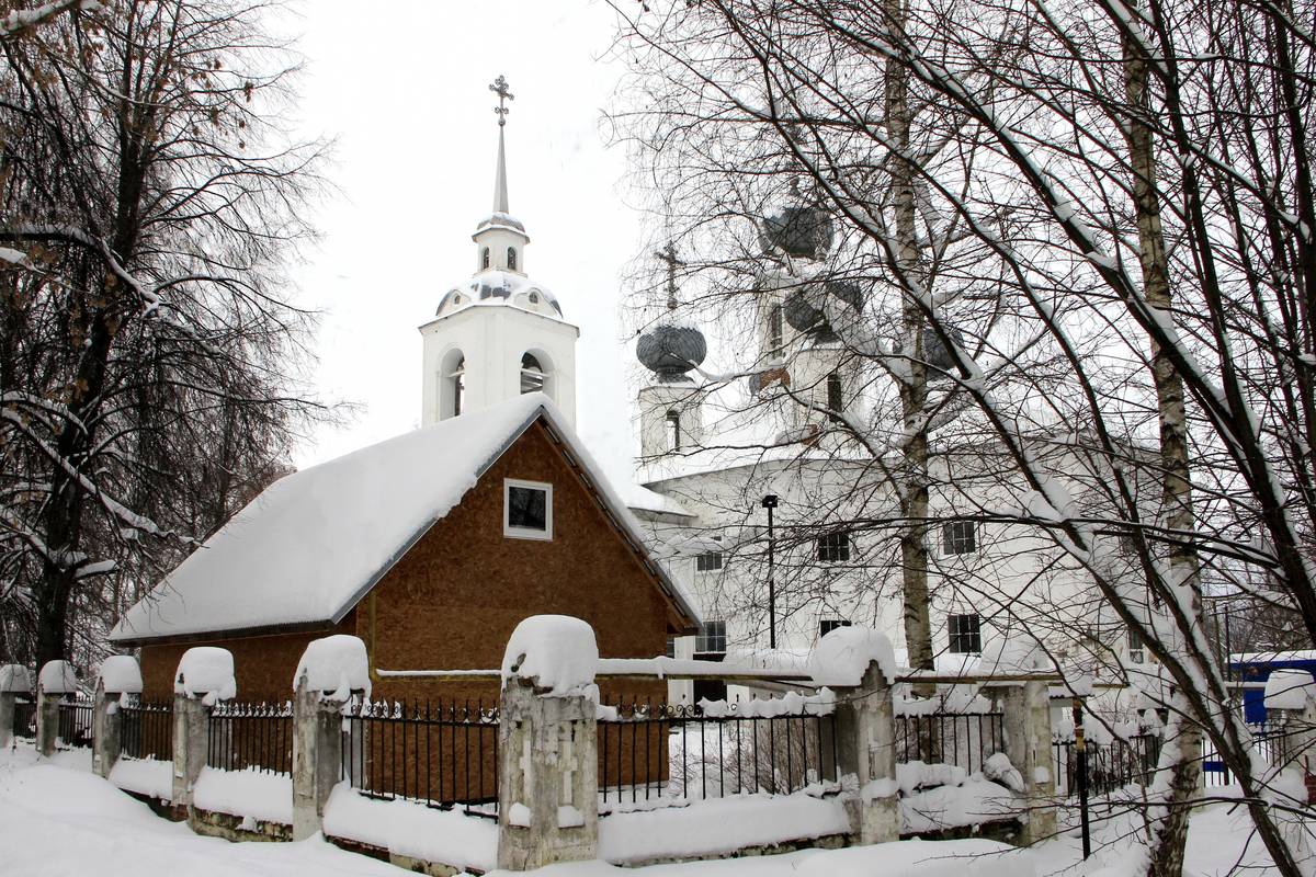 Вид с юго-востока., фасады. Церковь Успения Пресвятой Богородицы, Наволоки (Кинешемский район, Ивановская область)