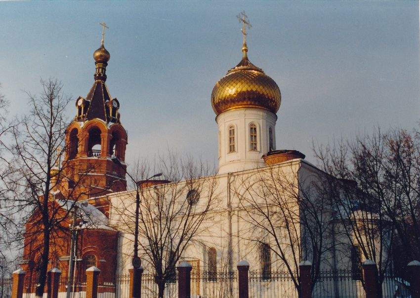 Собор Троицы Живоначальной, Раменское (Раменский район и гг. Бронницы, Жуковский, Московская область). фасады
