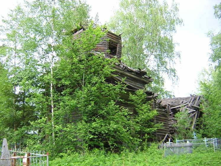 Спирово. Церковь Покрова Пресвятой Богородицы. фасады