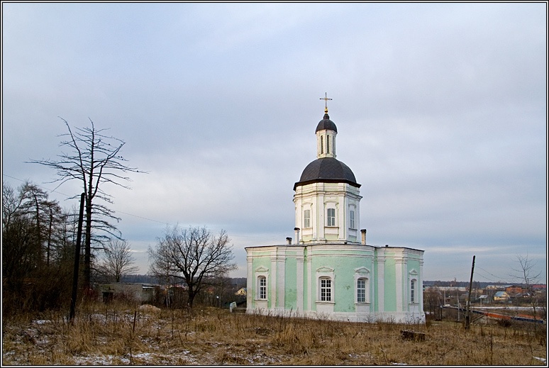 Ельдигино. Церковь Троицы Живоначальной. фасады