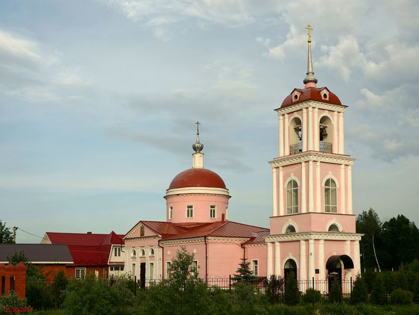 Алёшино. Церковь Георгия Победоносца. фасады