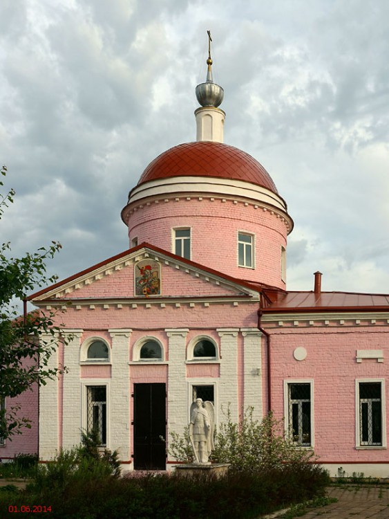 Церковь Георгия Победоносца, Алёшино (Пушкинский район и гг. Ивантеевка, Королёв, Московская область). фасады
