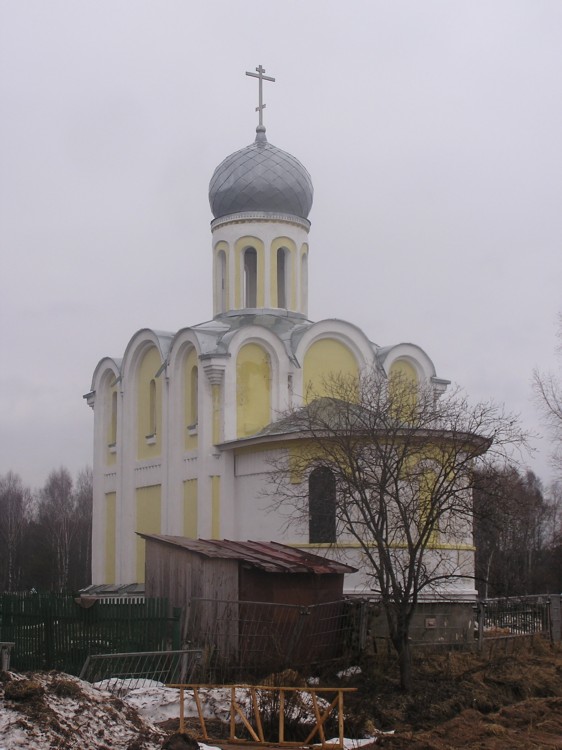 Кинешма. Церковь Сергия Радонежского. общий вид в ландшафте