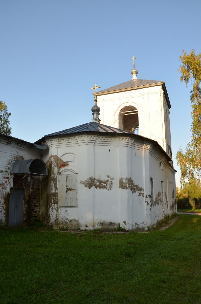 Церковь Сретения Господня, Кинешма (Кинешемский район, Ивановская область). архитектурные детали, Придел Св. Василия, Епископа Кинешемского