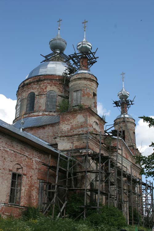 Церковь Воскресения Словущего, Воскресенское (Угличский район, Ярославская область). фасады
