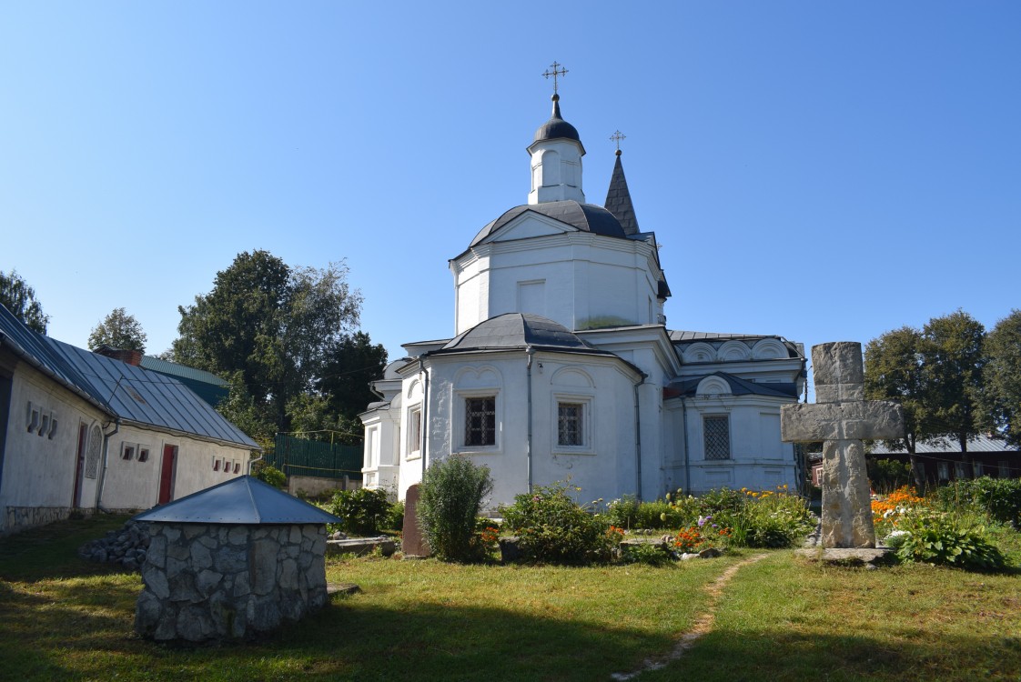 Церковь Воскресения Христова, Таруса (Тарусский район, Калужская область). фасады