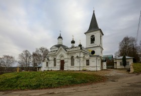 Таруса. Церковь Воскресения Христова