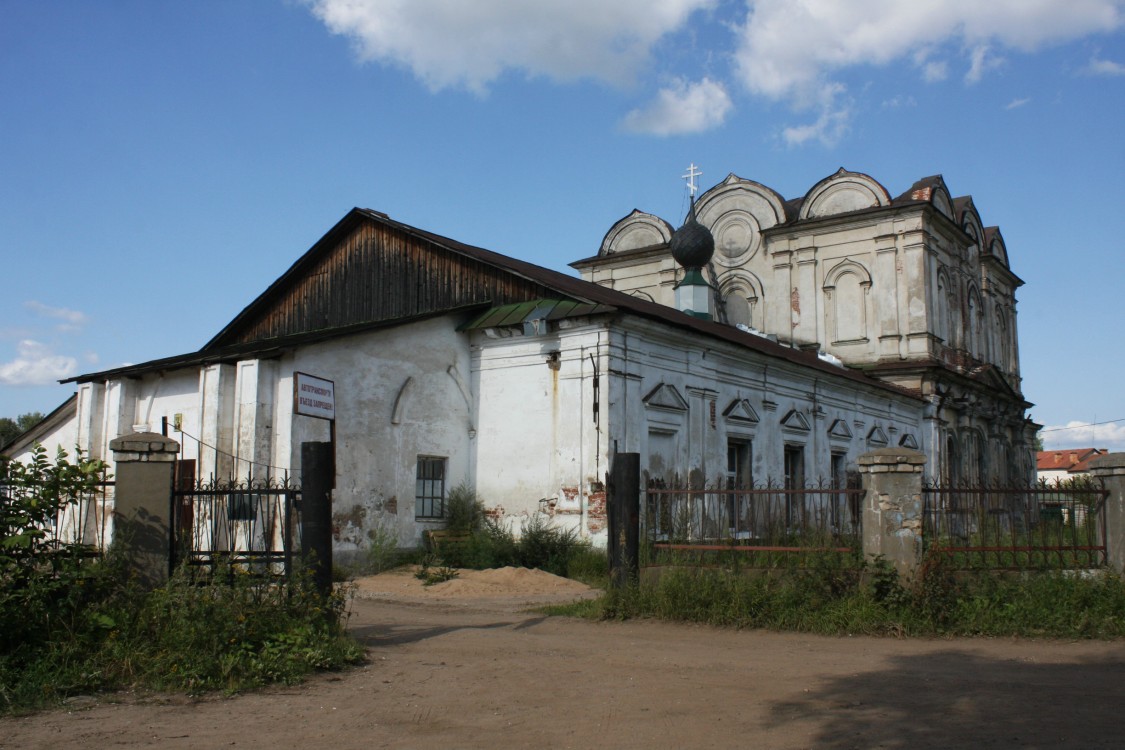 Углич. Церковь Николая Чудотворца. фасады