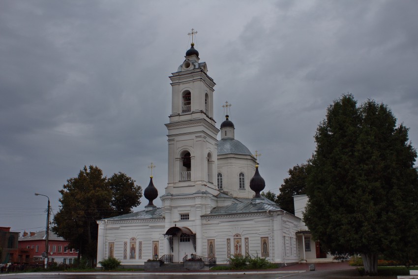 Таруса. Собор Петра и Павла. фасады