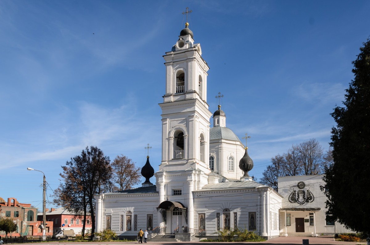 Таруса. Собор Петра и Павла. фасады